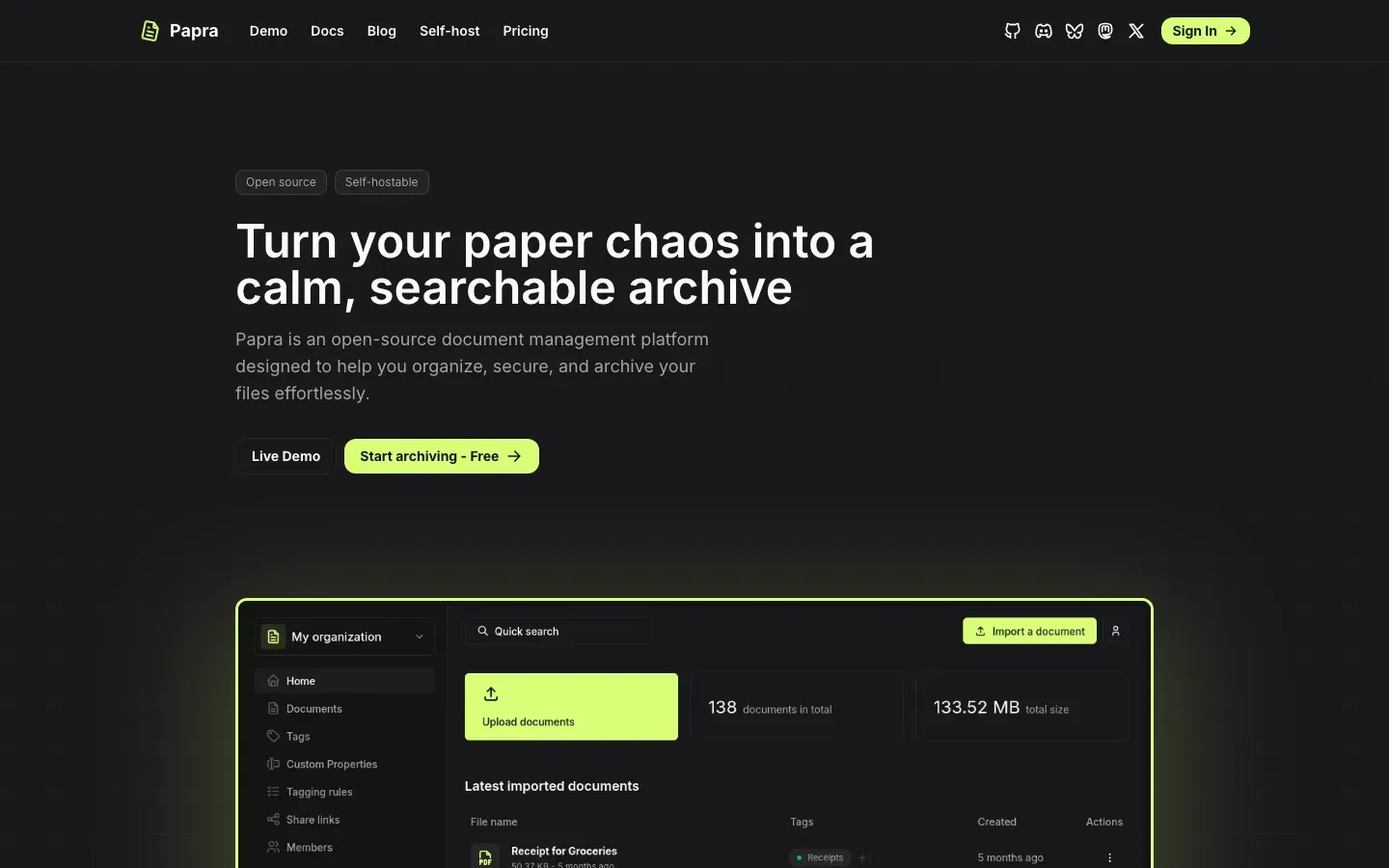 Homepage of Papra